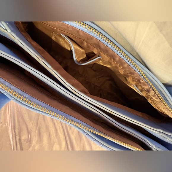 Classic Light Blue Purse with Silver Accents - Picture 7 of 8